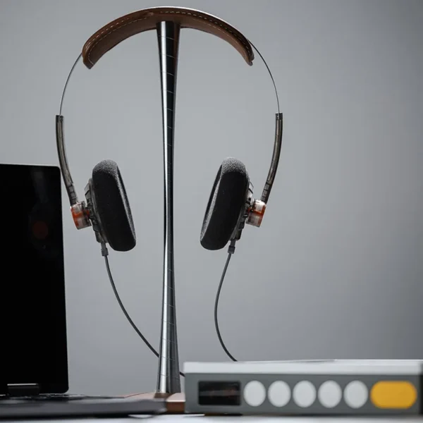 Old Fashioned Headphone — product photo